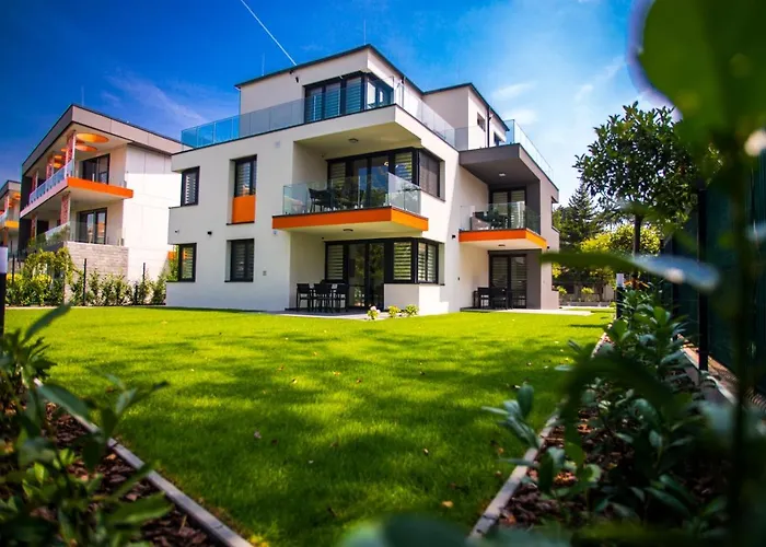 Linett * שיופוק