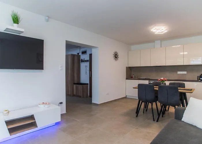 Linett דירה שיופוק